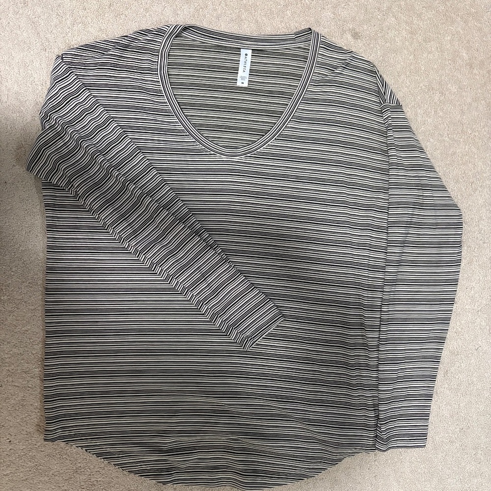 Athleta women’s t-shirt medium